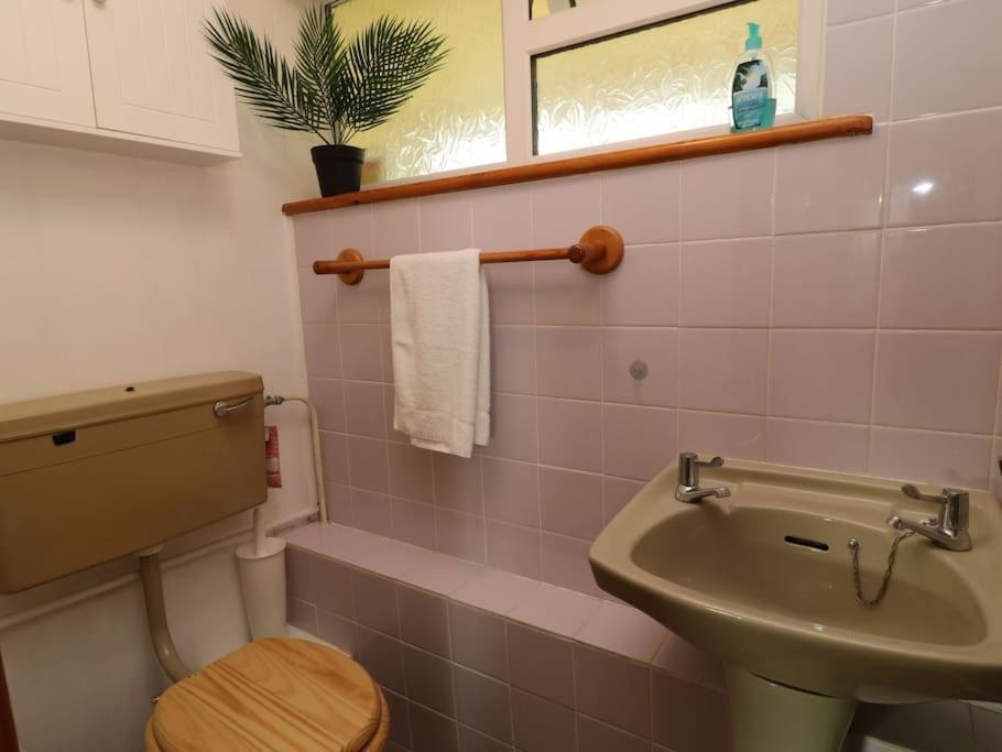 Cheerful Spacious 2 Bedroom Holiday Home St Anns 12 Gunnislake Eksteriør bilde